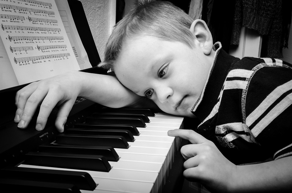 Hire a Piano Teacher: Top 5 Mistakes to Avoid when Learning to Play the Piano